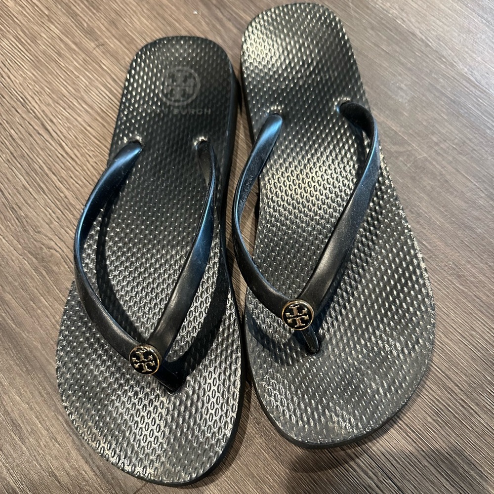 Tory Burch Flip Flops - Women’s 8